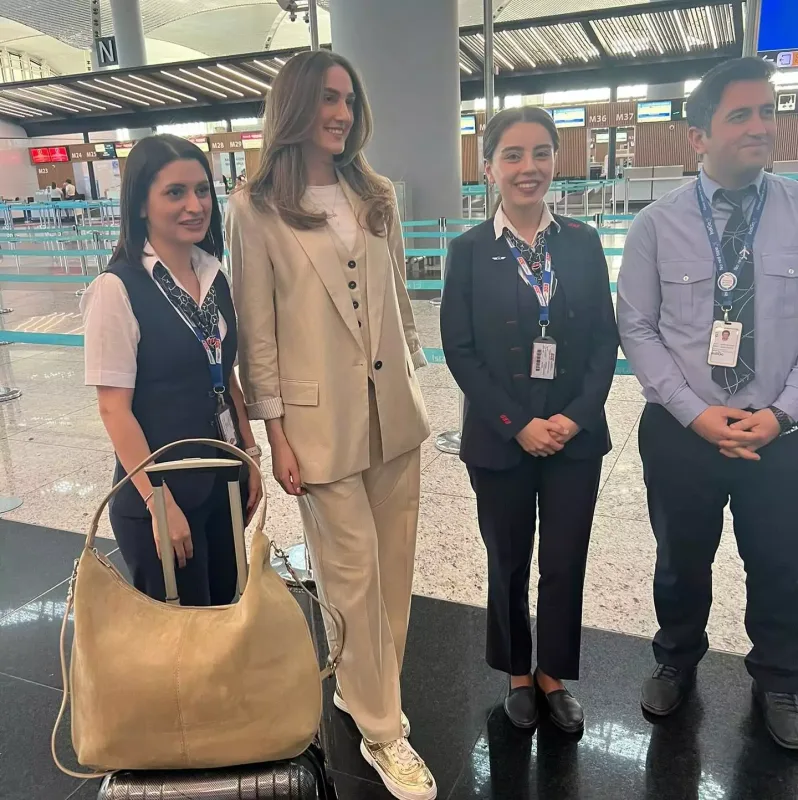 Türkiyə gözəli Hindistana getdi