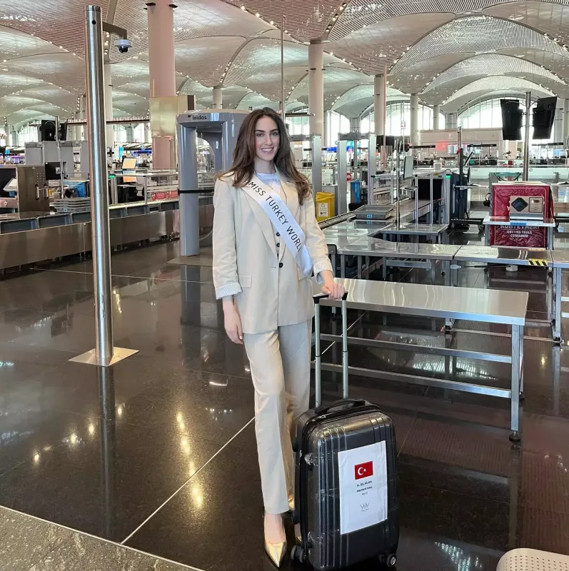 Türkiyə gözəli Hindistana getdi