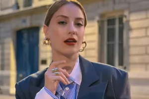 Hazal Ayşe Barımın şirkətindən ayrıldı