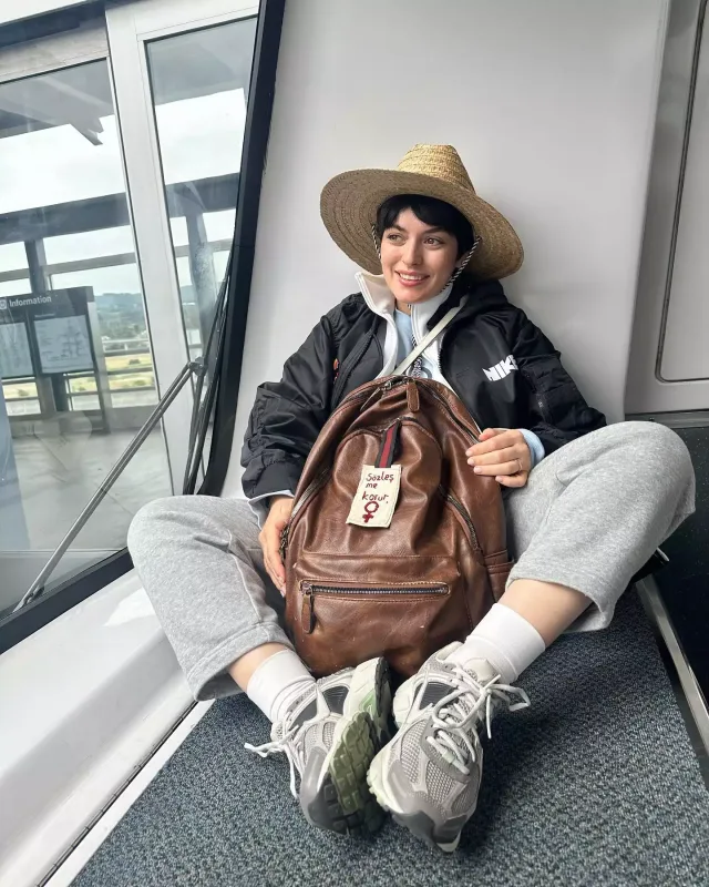 700 minlik evini bomjlar ələ keçirdi