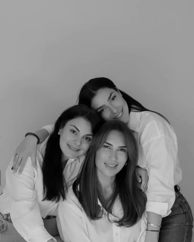 Miri Yusifin qayınanası və baldızları…