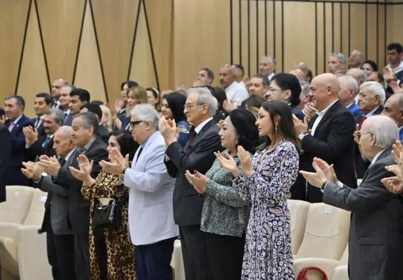Prezidentlə xanımı Ağdam Muğam Mərkəzinin açılışında - Fotolar