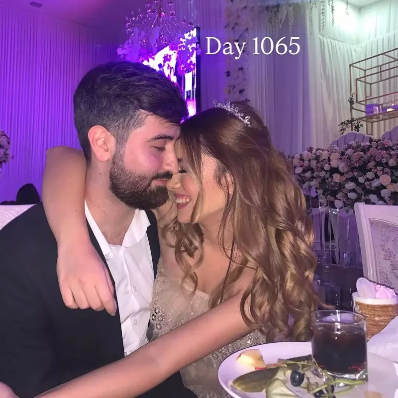 Nəcibə nişanlısı ilə paylaşım etdi