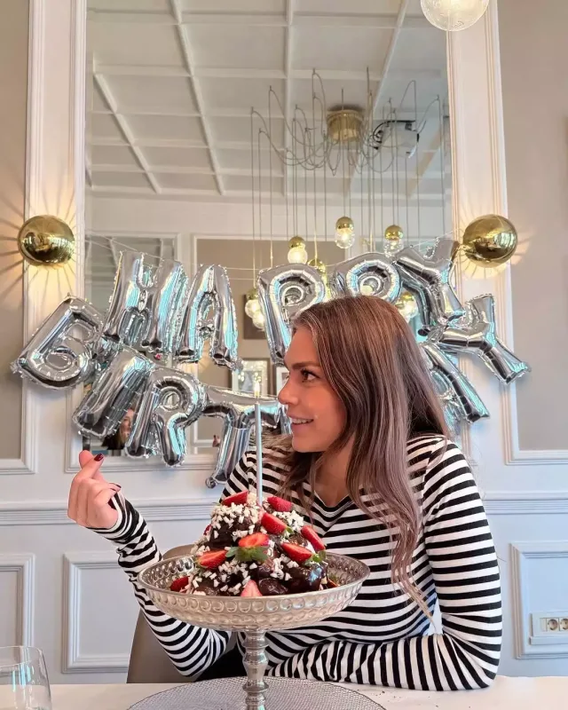 41 yaşlı Aslı Enver