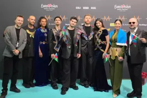 “Mamagama” firuzəyi xalıda