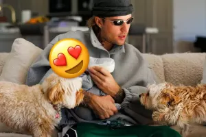 Castin oğlu ilə...