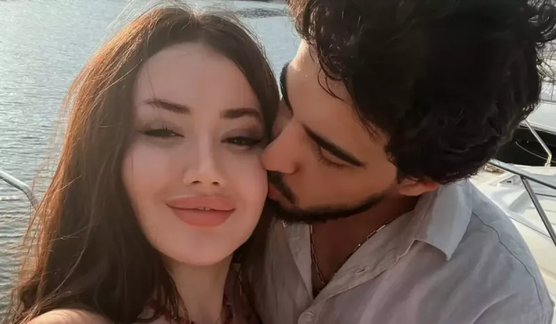 Aysel həyat yoldaşı ilə