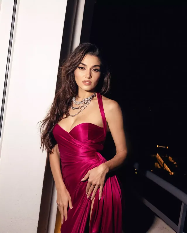 Hande Kann-ın ikinci günündə