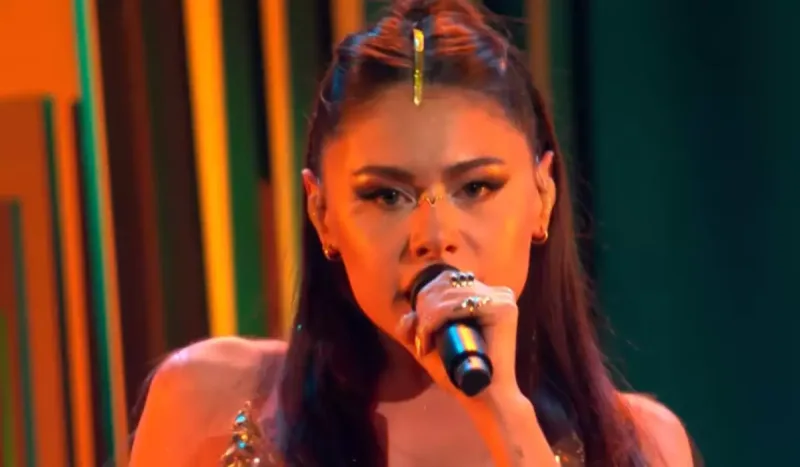 Efendi yenidən Avroviziyada!