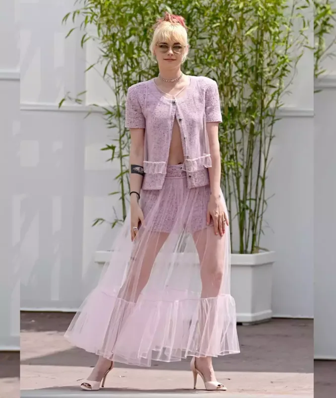 Kristen Stevart qırmızı xalıda