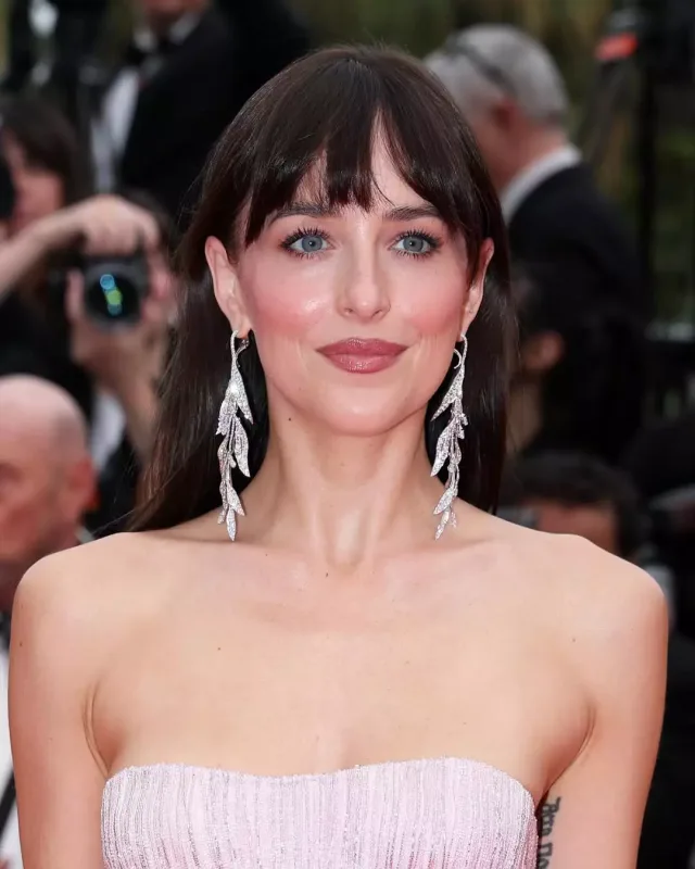 “Bozun 50 çaları”nın aktrisası qırmızı xalıda