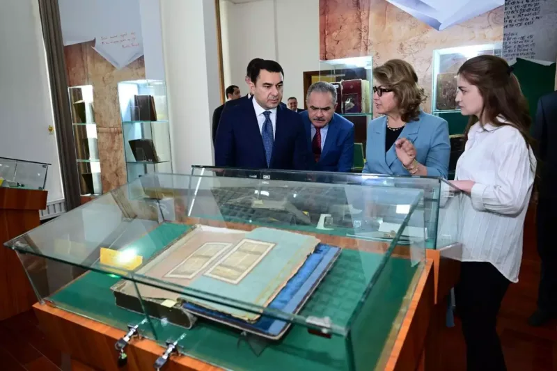 Adil Kərimli Düşənbədə tacik həmkarı ilə görüşüb