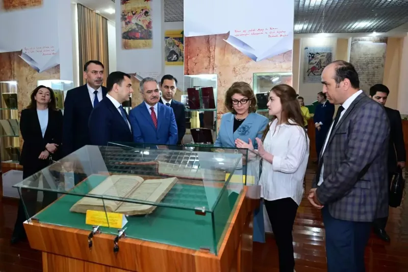 Adil Kərimli Düşənbədə tacik həmkarı ilə görüşüb