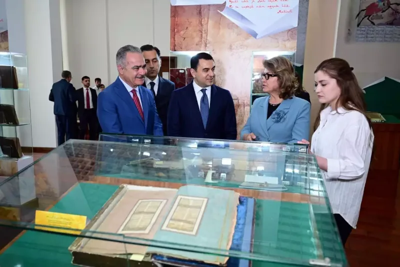 Adil Kərimli Düşənbədə tacik həmkarı ilə görüşüb