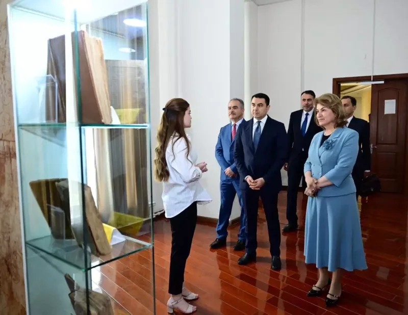 Adil Kərimli Düşənbədə tacik həmkarı ilə görüşüb