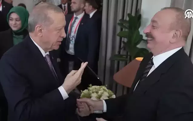 İlham Əliyevlə Ərdoğanın səmimi görüşü - Video