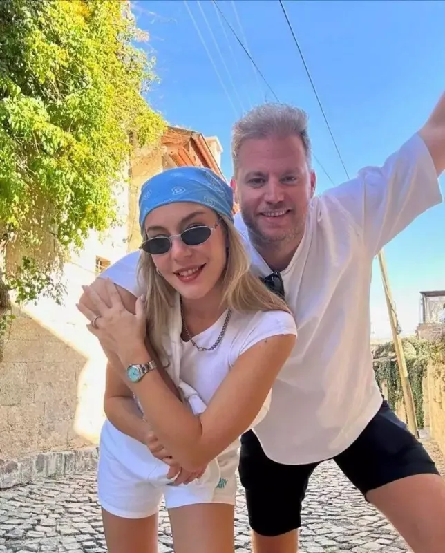 Aktrisa övladını itirdi