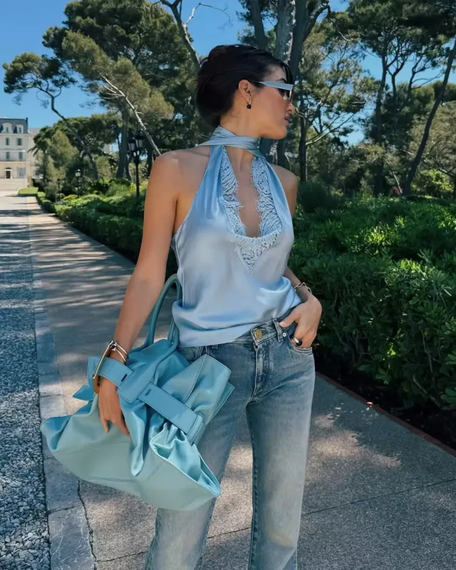 Handenin mavi “look”u