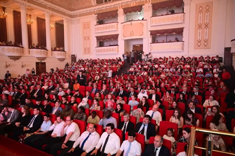 Tacikistanda Azərbaycan Mədəniyyəti Günlərinin qala konserti keçirilib