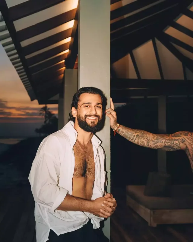 Timati ilə Coninin sörfinq macərası