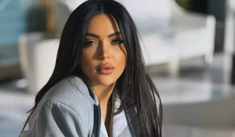 “Sənətimə "bayağı" deyən qələt edir”