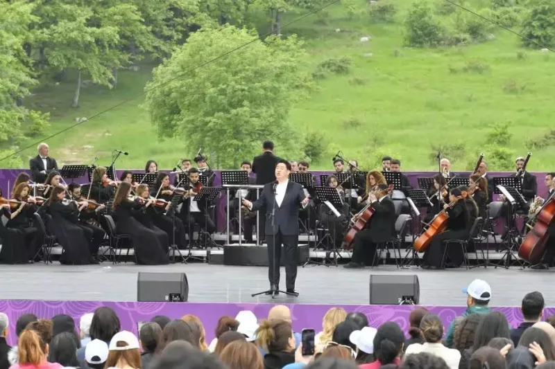 Xarıbülbül Festivalı keçirilir!