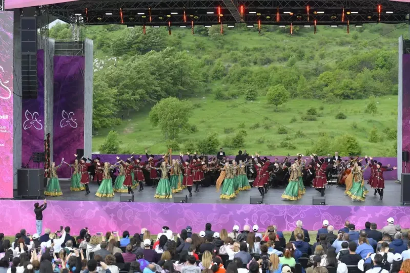 Şuşada Polad Bülbüloğlunun konserti olub