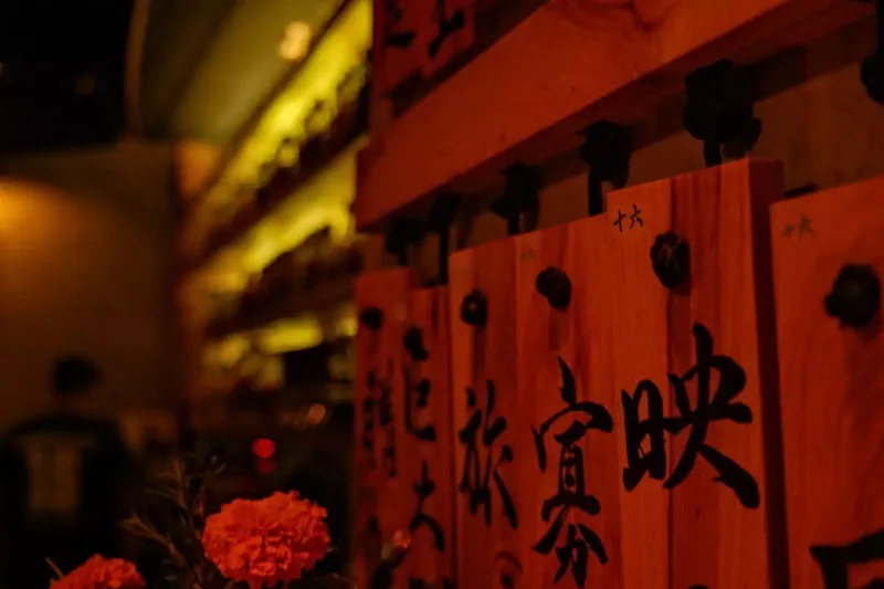 Van Dammın azərbaycanlı gəlini əri ilə...