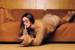 Brendini satdı, milyarder oldu