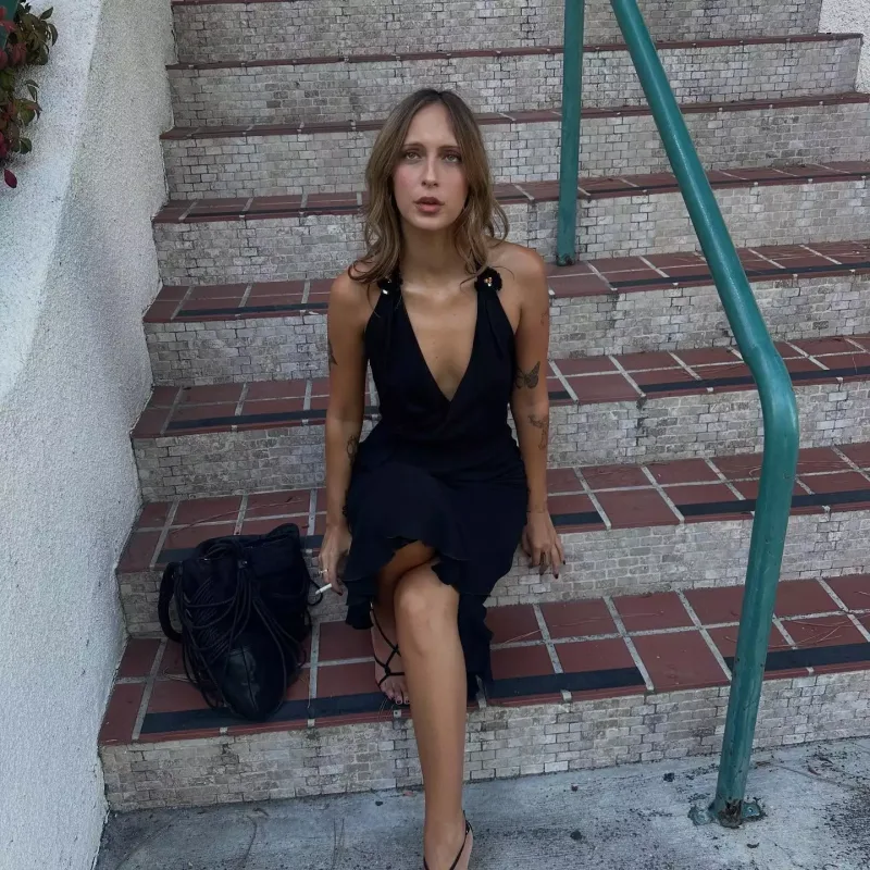 Hadidlərin Aydan adlı bacısı var imiş