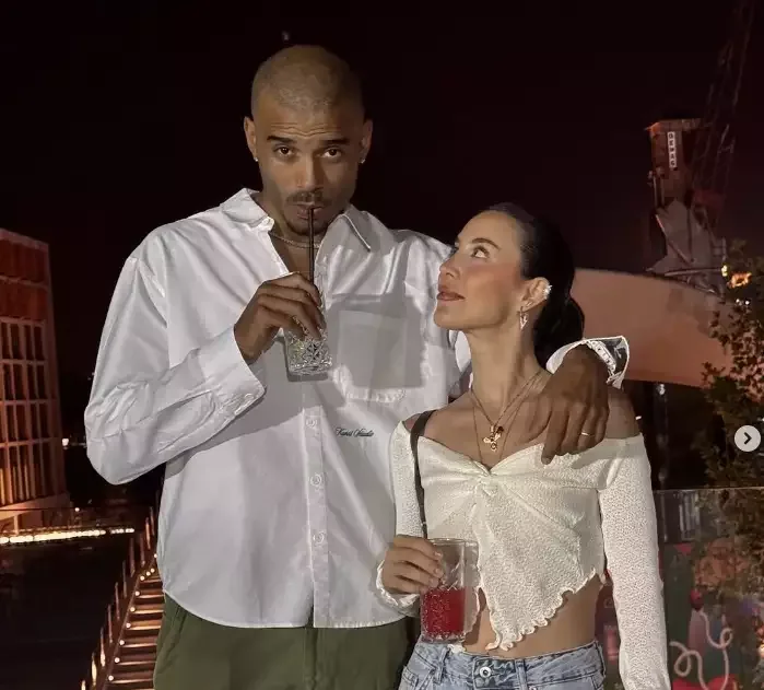 “Survivor”dakı gizli eşq evliliyini bitirdi