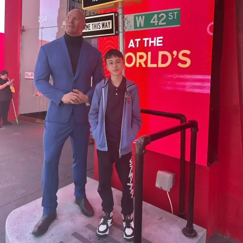 Sevinc övladları ilə...