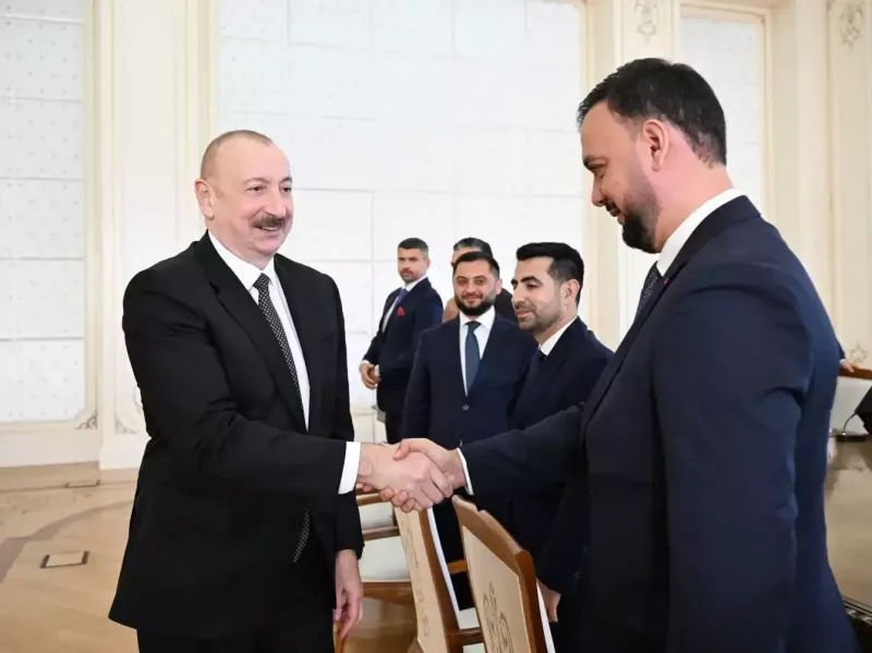 Prezident qalib futbolçularla görüşdü - Fotolar