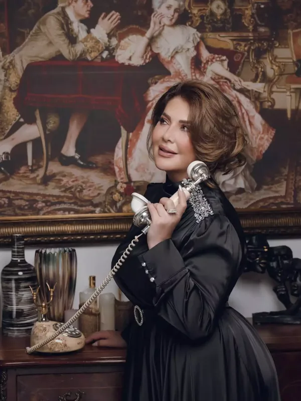 Gülüstan Əliyevadan yeni fotolar