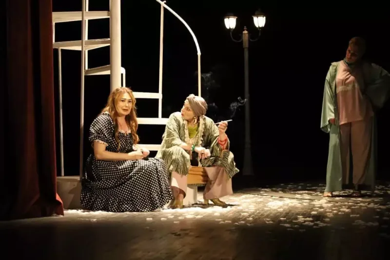 Azərbaycan və gürcü aktyorları səhnəni bölüşüblər