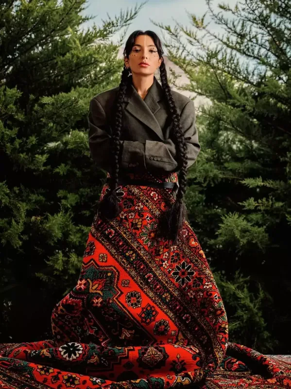 Dilarə xalçaya büründü - Fotolar