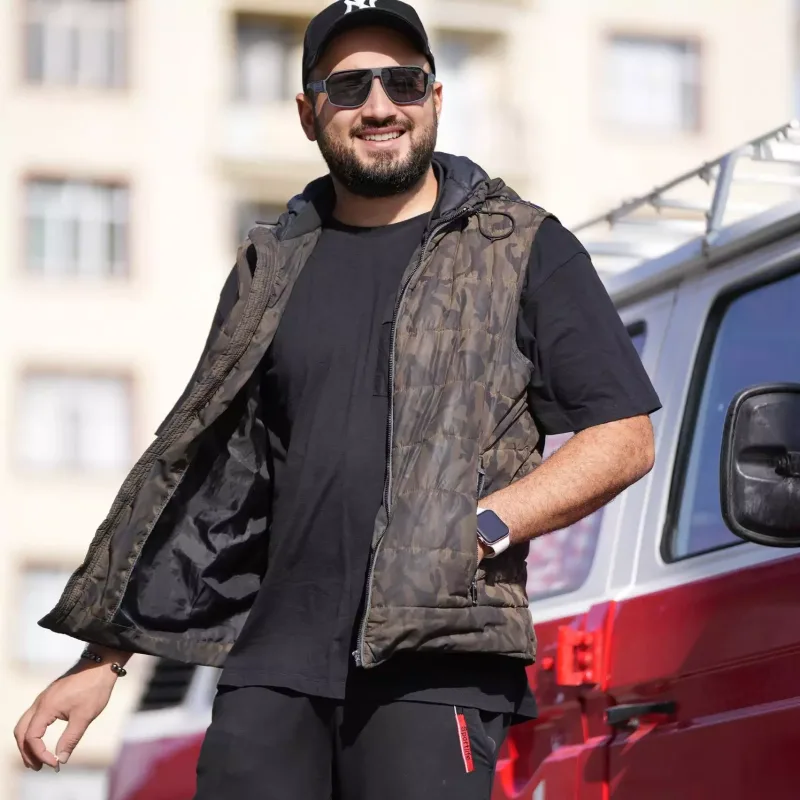 “Uşağım əcəb edib” - Nərminlə fotoqraf arasında dava