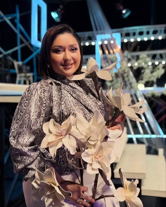 “Uşağım əcəb edib” - Nərminlə fotoqraf arasında dava