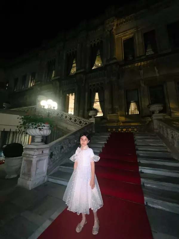 Safura Aydın Abbasovun oğlunun toyundan fotolar paylaşdı