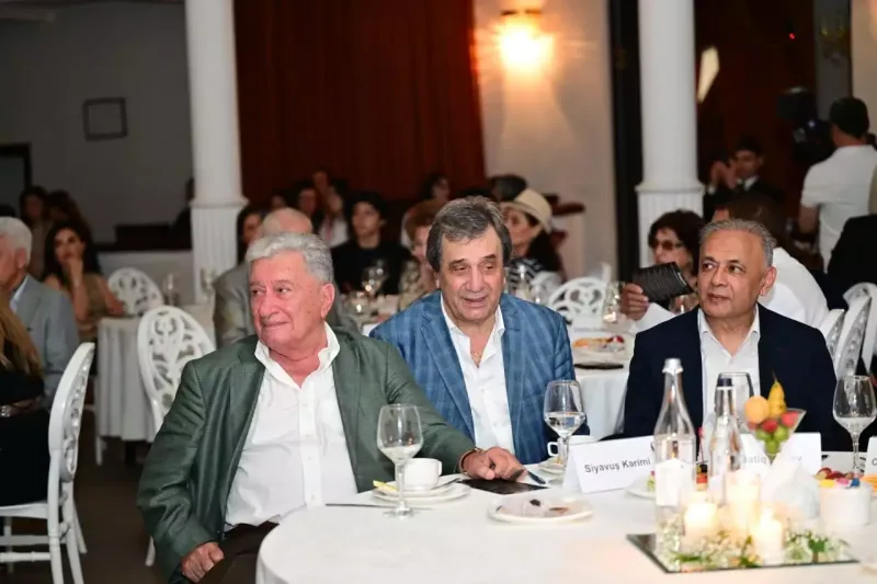 Dövlət Mahnı Teatrında Rəşid Behbudovun xatirə otağı yaradılıb