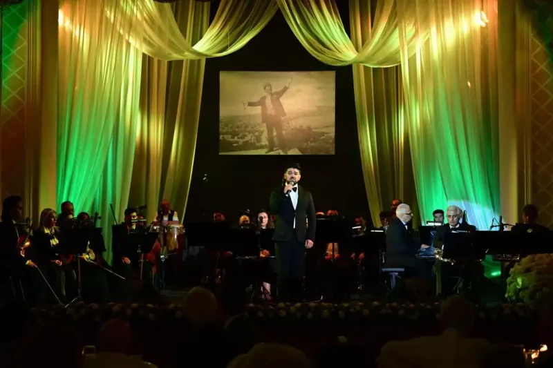 Dövlət Mahnı Teatrında Rəşid Behbudovun xatirə otağı yaradılıb