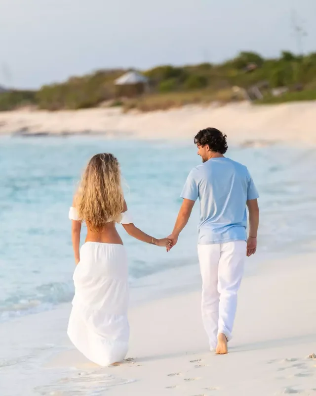 Tanınmış futbolçu ata olacaq