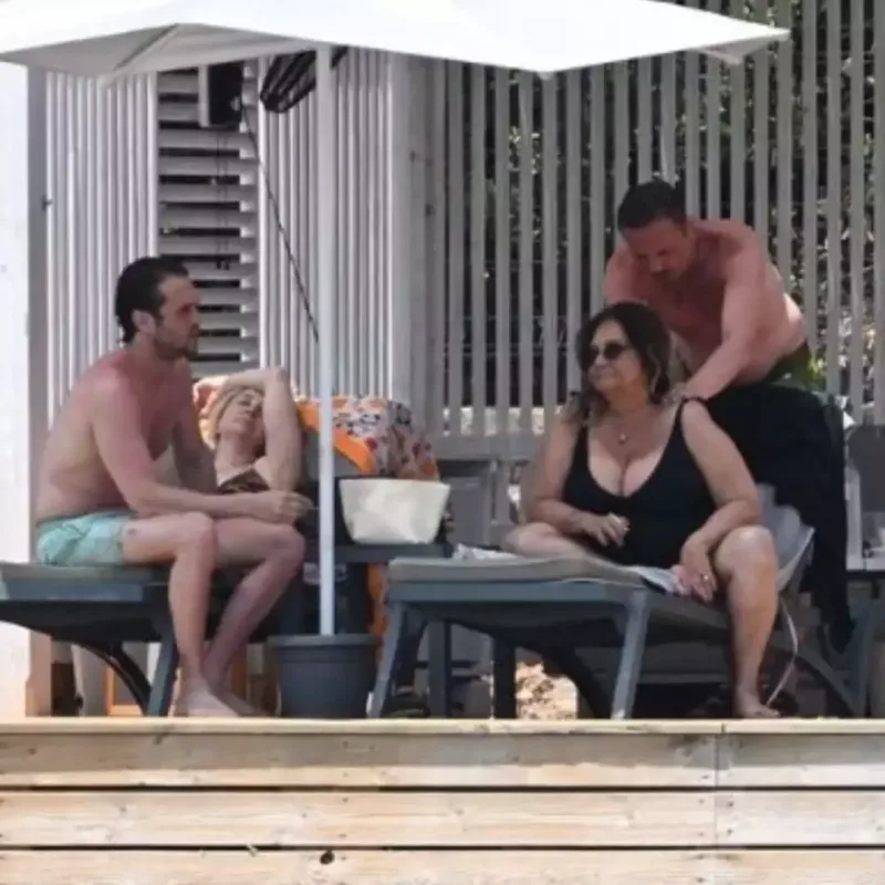 Aras Bulut tətildə görüntüləndi