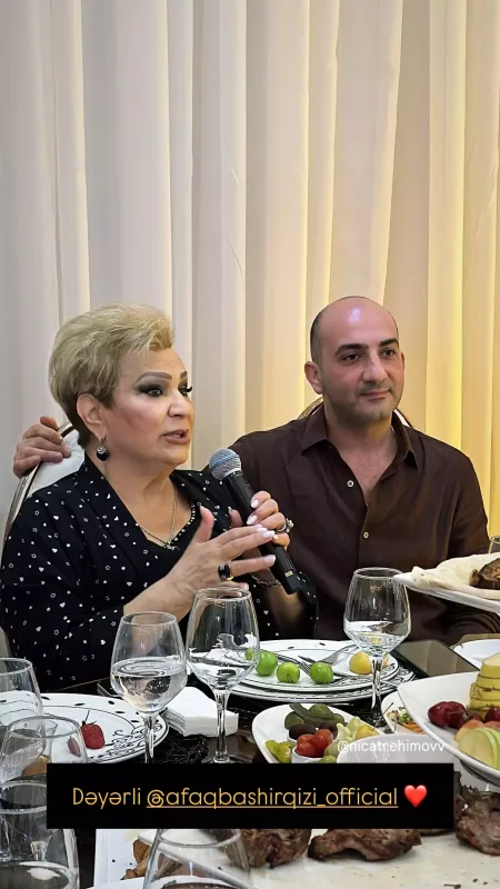 Nicat qızına ad günü etdi