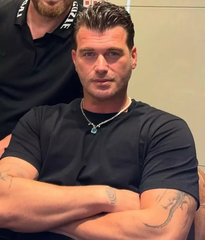 Kıvanç Tatlıtuğ yeni imicdə