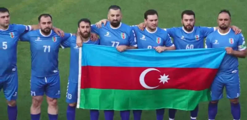 Azərbaycanlı məşhurların futbol komandası Moskvada fırtına qoparır...