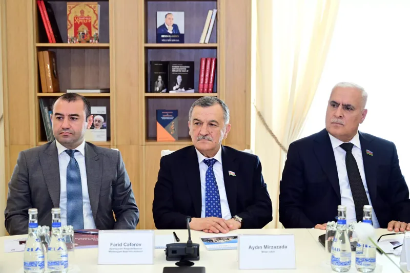 “Heydər Əliyev: dövlət suverenliyi və konstitusiya quruluşu” mövzusunda elmi konfrans keçirilib