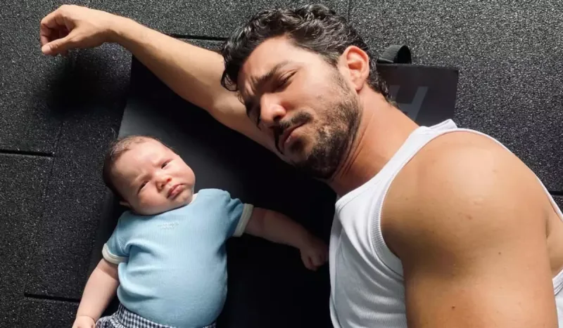 İlk dəfə oğullarını göstərdilər