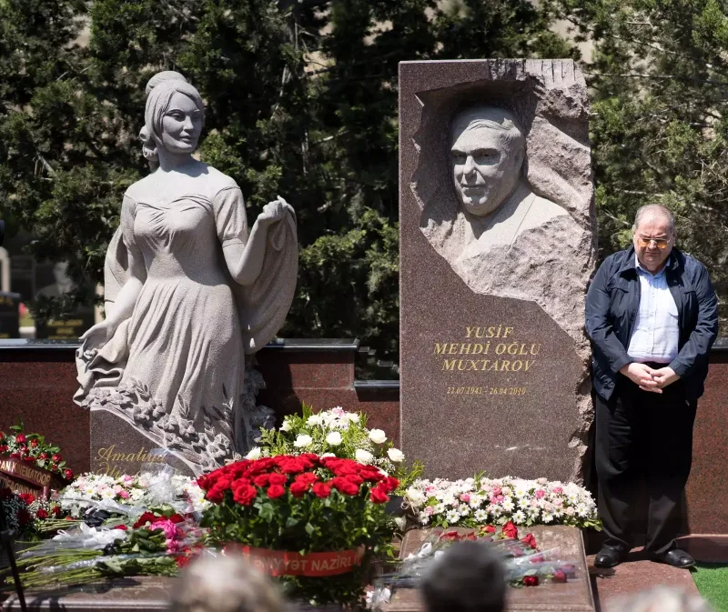 Amaliya Pənahovanın məzarı ziyarət olunub
