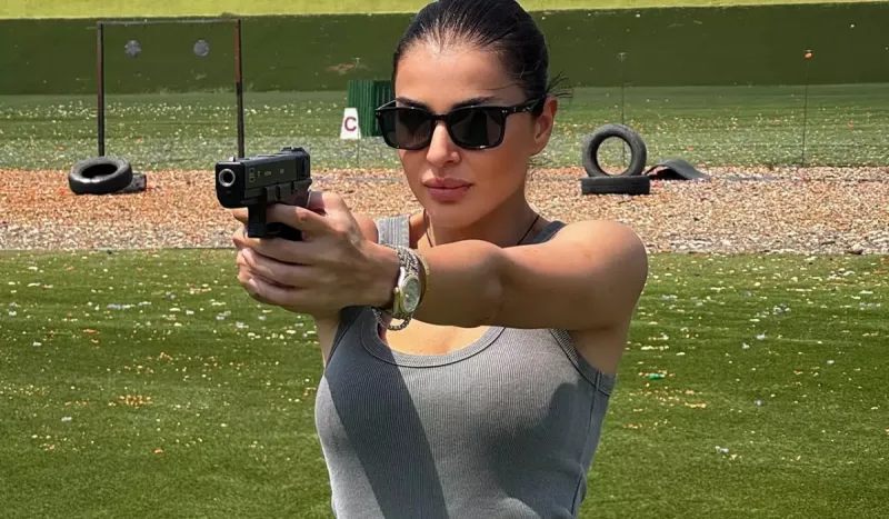 Sevinc atıcılıq təlimində...